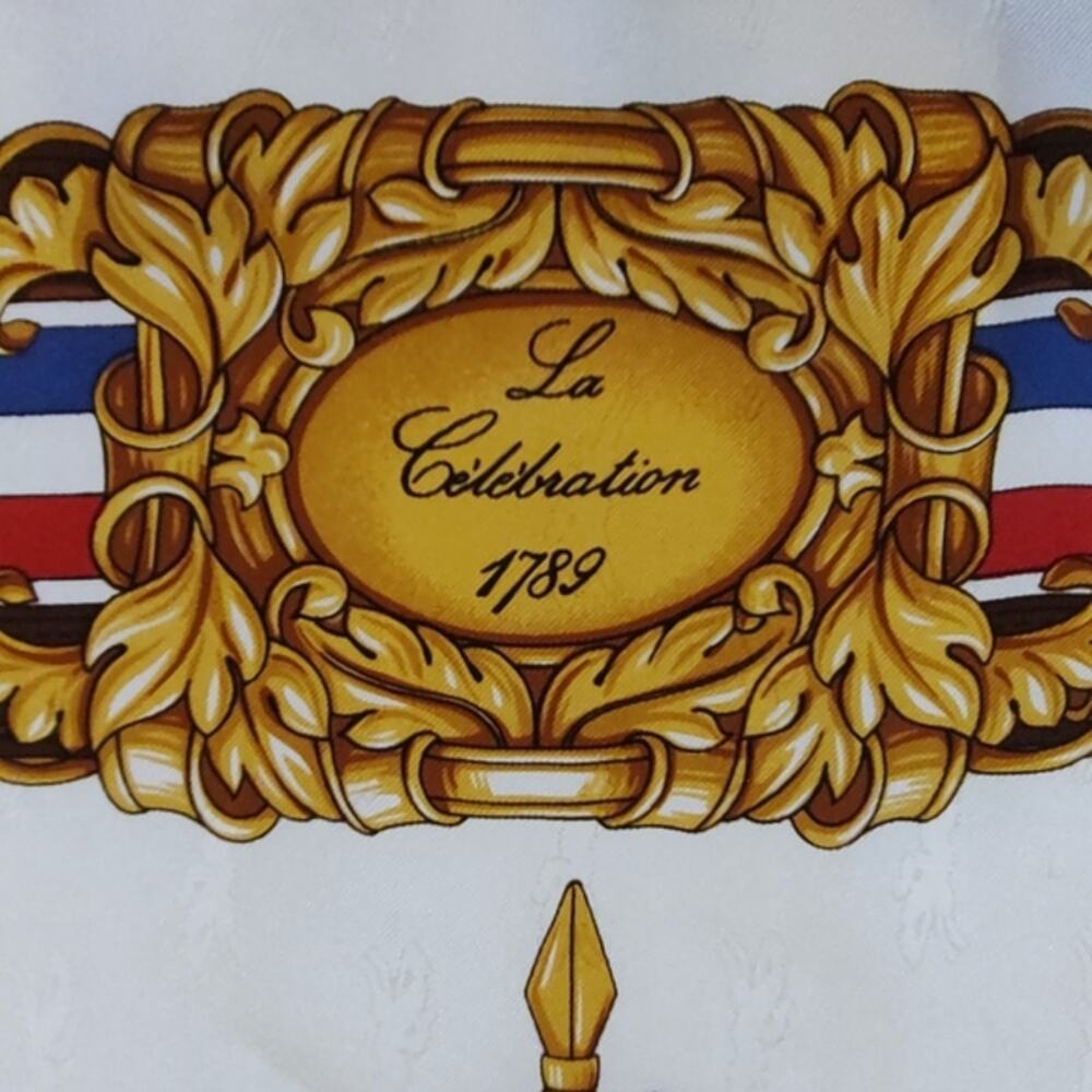 Longchamp "La Celebration 1789" large silk scarf – French Revolution EUC - Picture 4 of 11